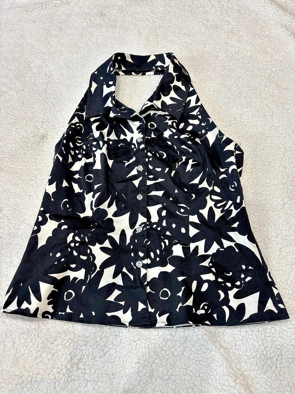Liz Claiborne Floral Halter Blouse in Black & White Like New Size 10